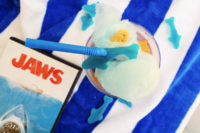 Lifestyle blogger Justine at Little Dove shares a yummy shark bite shake to pair with the classic summer blockbuster, Jaws.
