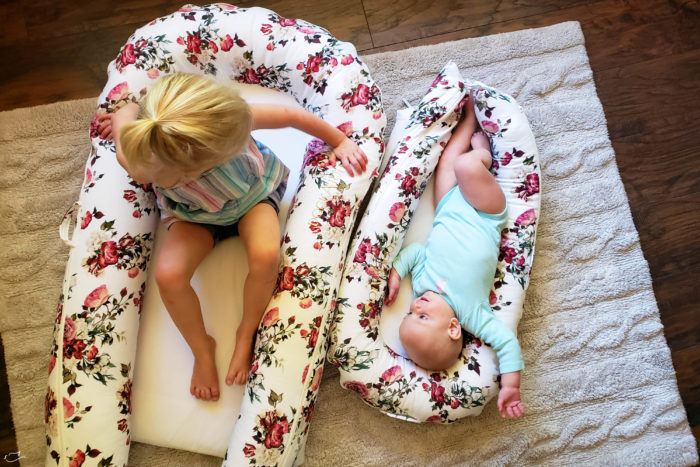 Lifestyle blogger and mom of five, Justine Young at Little Dove, shares how to encourage sibling bonding in partnership with DockATot.
